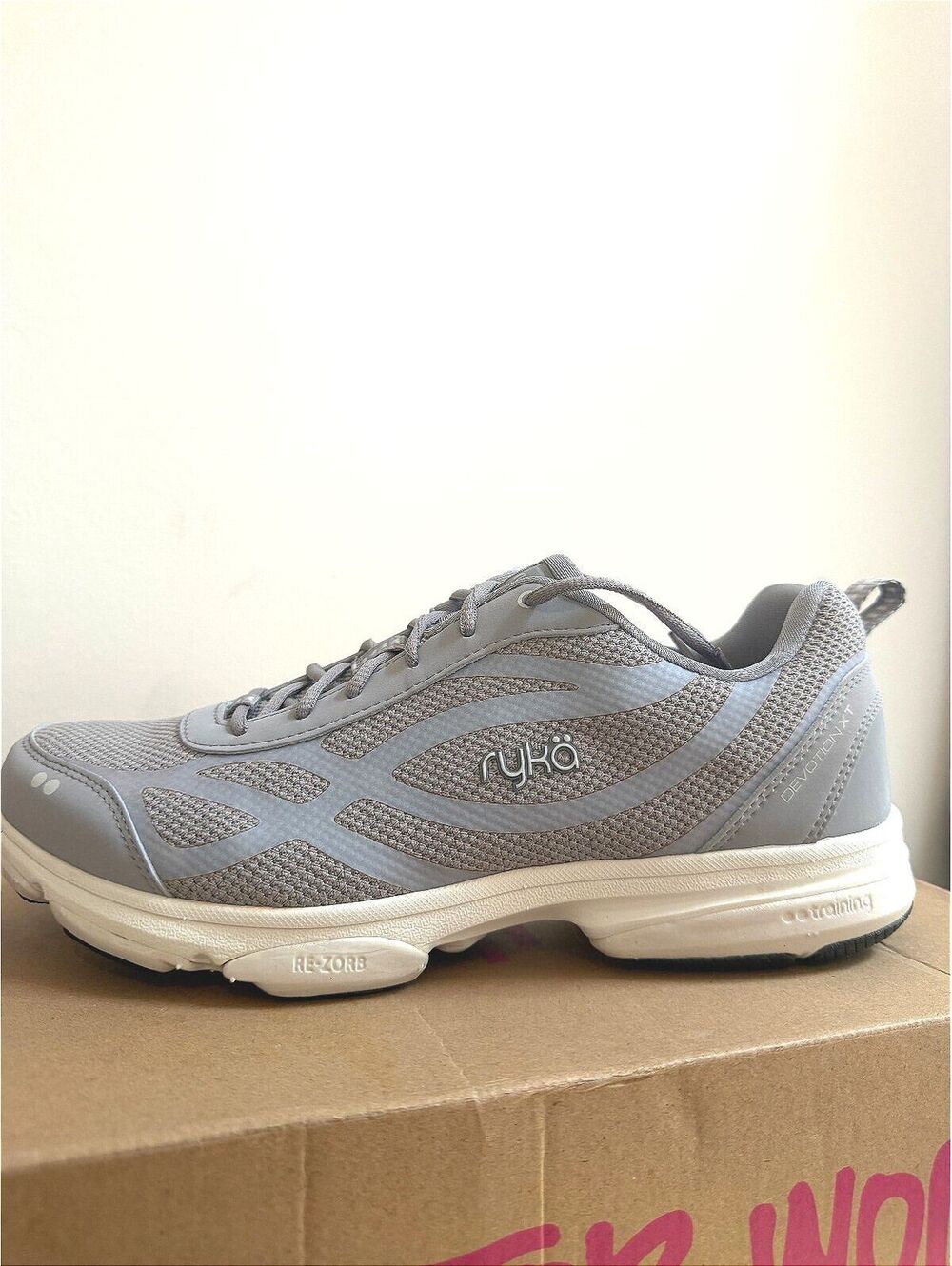 Ryka Devotion Plus 3 Walking Shoes in Gray - Women's Size 10